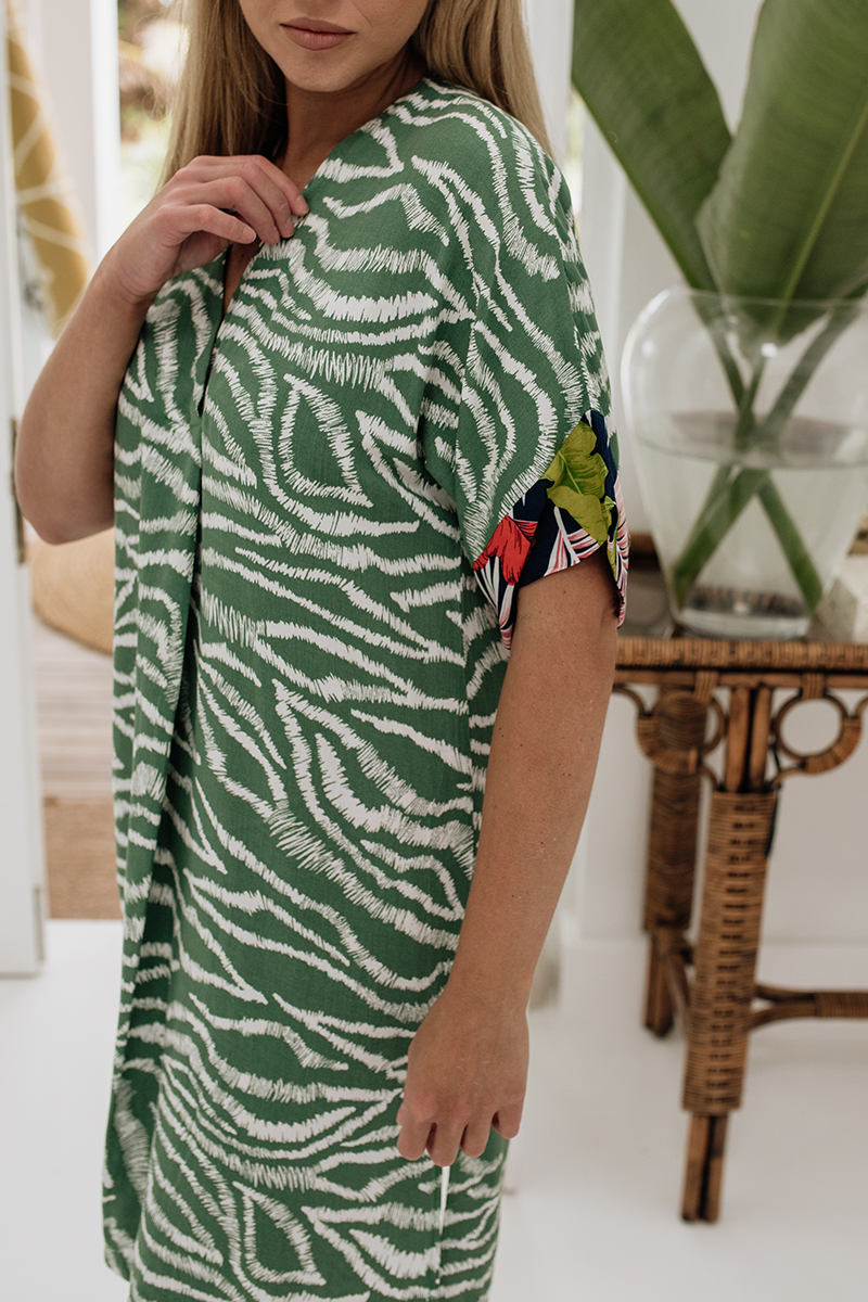 Short Larissa in Green Zebra